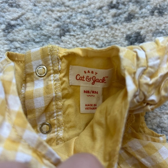 Cat and Jack dress size newborn - Picture 2 of 4